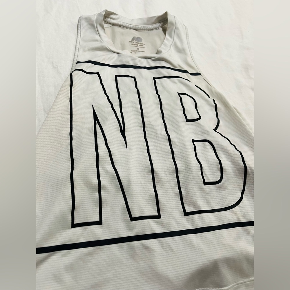 New Balance women’s tank, size small